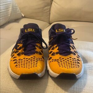 NIKE LIMITED EDITION LSU TIGERS TRAIN SPEED SHOES 6.5